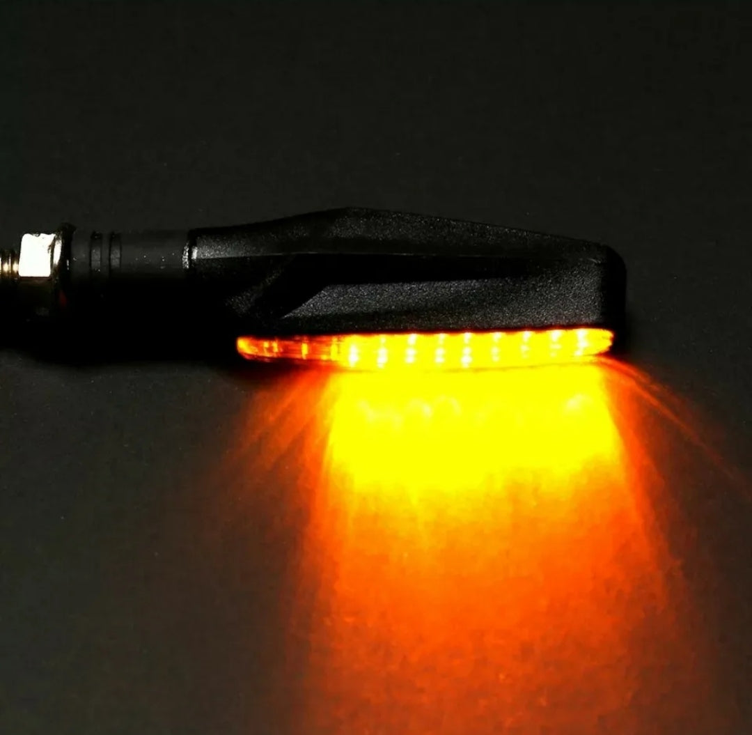 COPPIA FRECCE MOTO LED CON ACCENSIONE SEQUENZIALE DINAMICA ARANCIONE UNIVERSALI