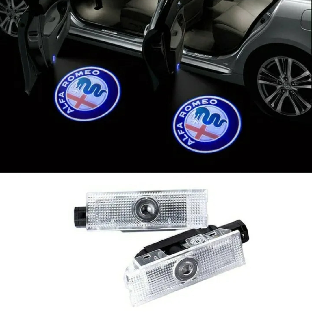 2 PROIETTORI LED LUCI SOTTOPORTA PER ALFA ROMEO MITO CON LOGO PLUG AND PLAY CANBUS