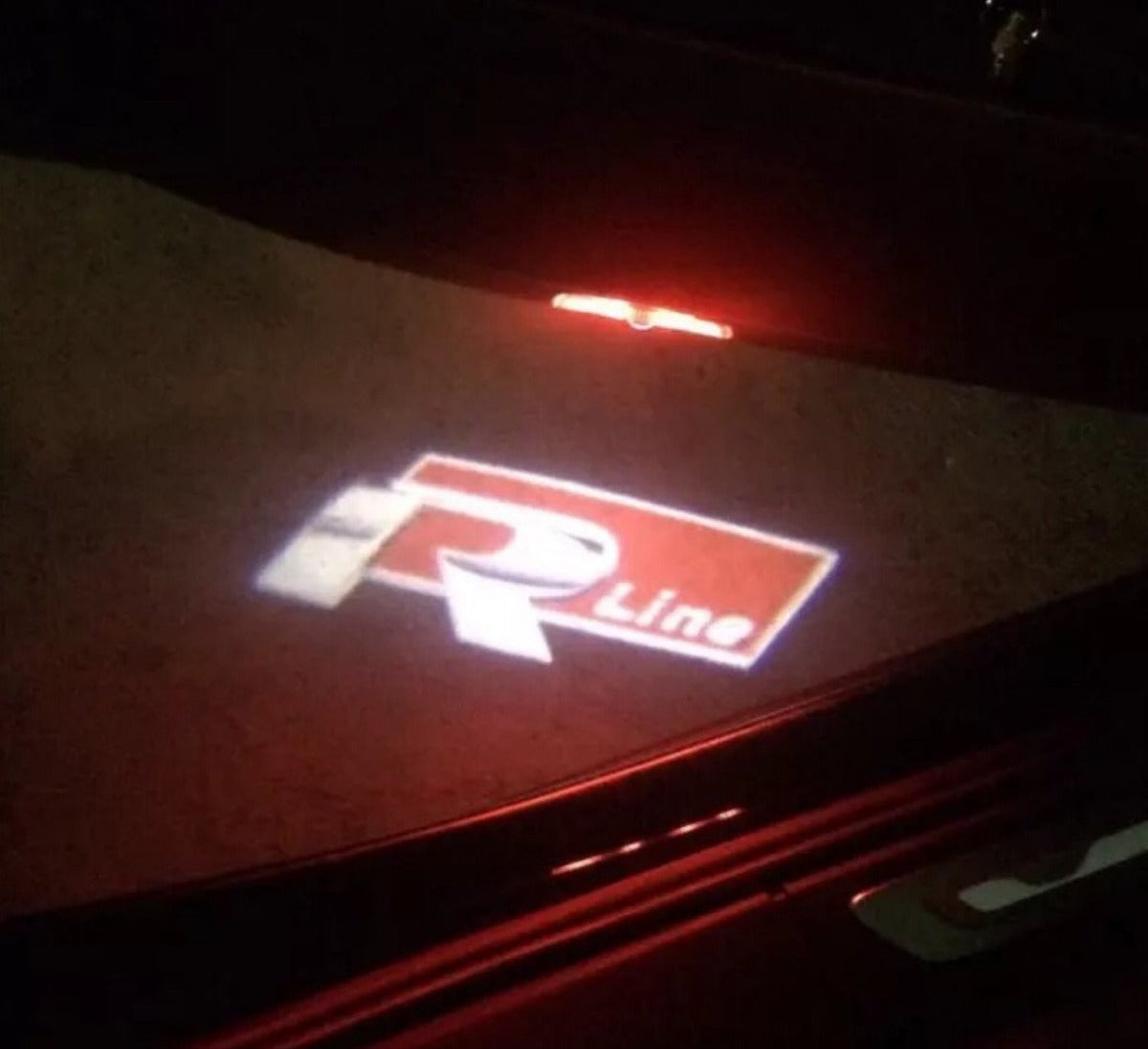 2 PROIETTORI LED LUCI SOTTOPORTA PER VOLKSWAGEN T-ROC CON LOGO PLUG AND PLAY CANBUS