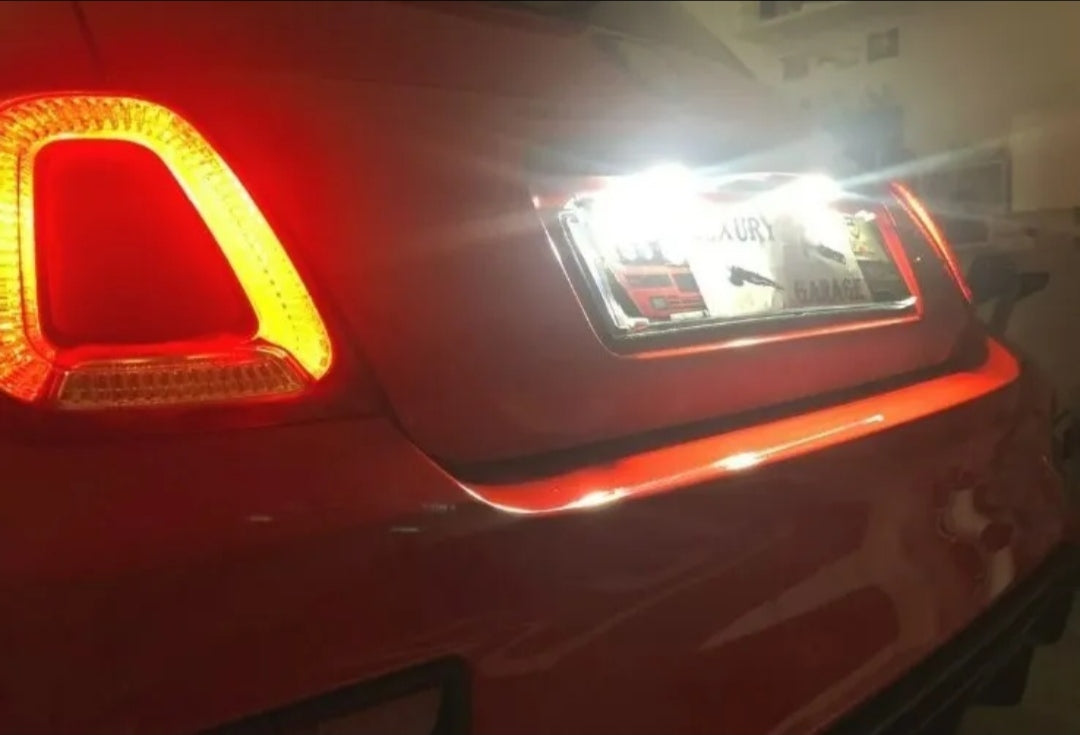 PLACCHETTE A LED LUCI TARGA 18 LED SPECIFICHE FIAT 500 500C 6000K NO ERROR