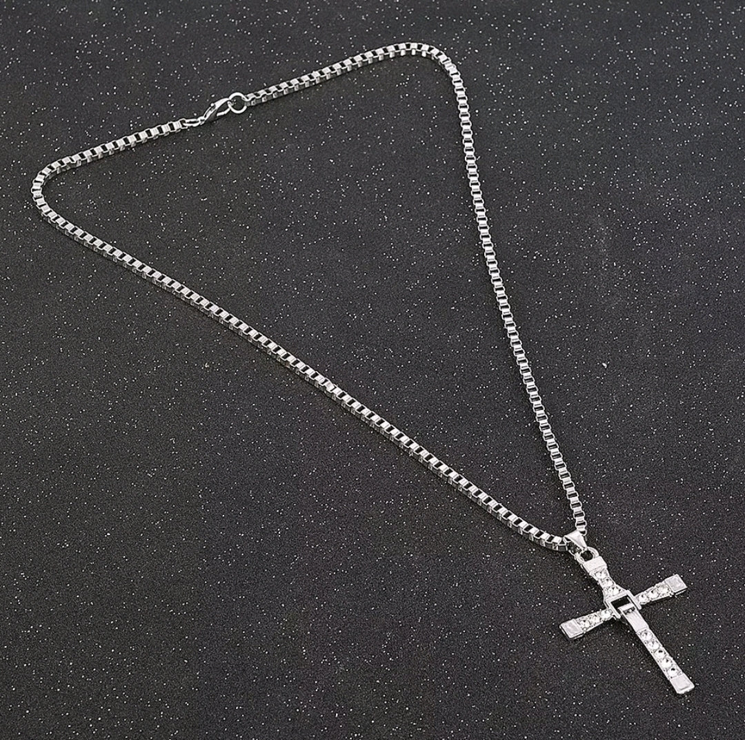 Collana Pendente Dominic Toretto Fast Furious Ciondolo Croce Vin Diesel Con Strass