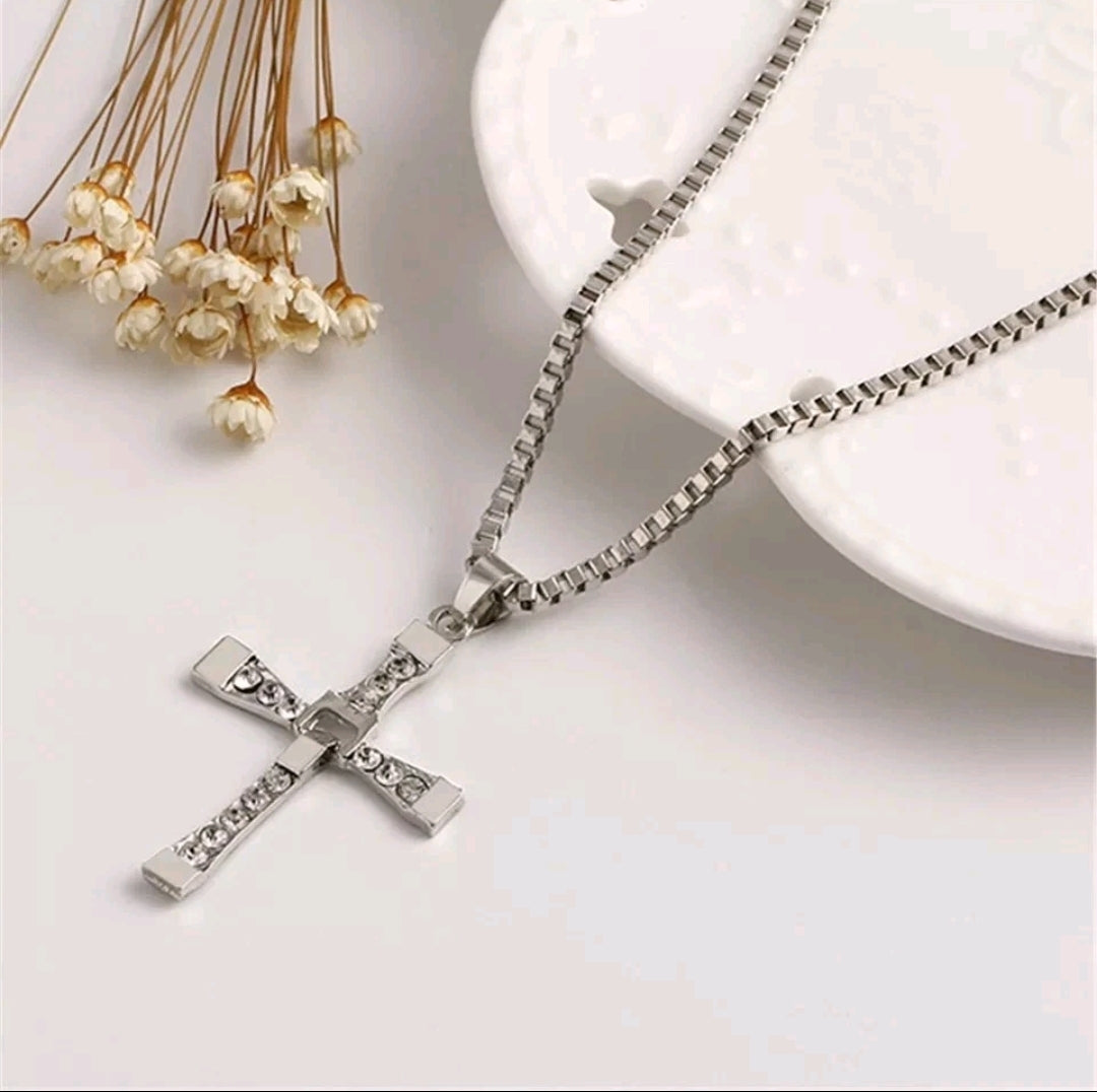 Collana Pendente Dominic Toretto Fast Furious Ciondolo Croce Vin Diesel Con Strass